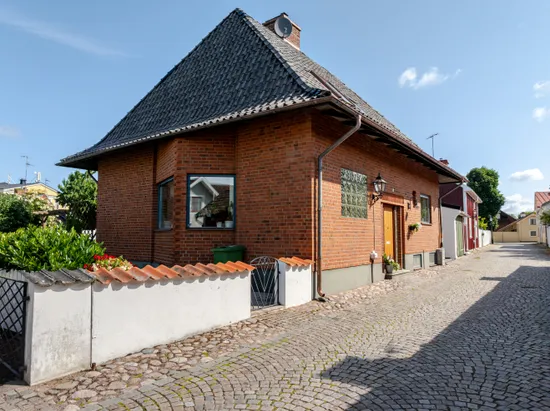 Villa, Rännevallsgatan 7, Centralt, Vadstena