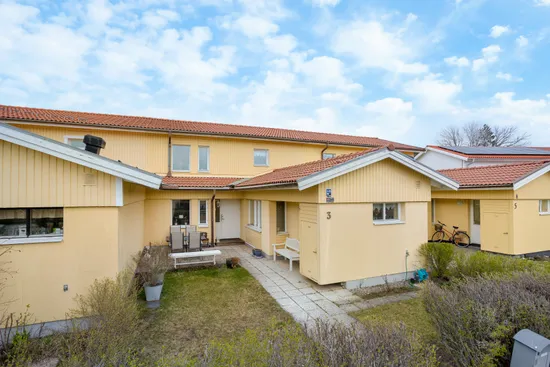 Villa, Radhus, Symfonigränd 3, Viksjö Hummelmora, Järfälla