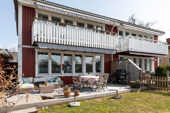 Villa, Radhus, Norrgårdsvägen 11B, Spånga - Solhem, Stockholm