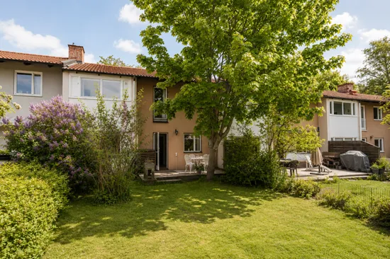 Villa, Radhus, Nässelstigen 13, Hässelby Södra Villastad, Stockholm