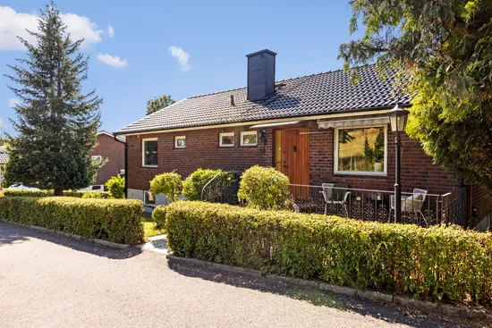 Villa, Grafitvägen 16, Bohus, Ale