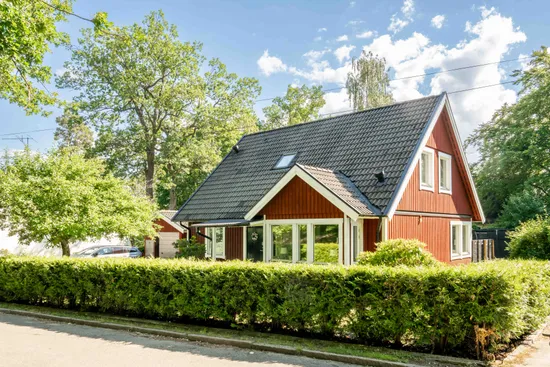 Villa, Åkerbärstigen 24, Älvsjö - Långsjö, Stockholm