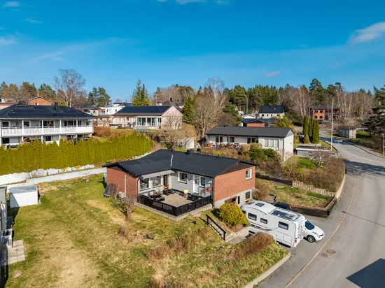 Villa, Huddungegränd 8, Brunnby Vik, Upplands Väsby