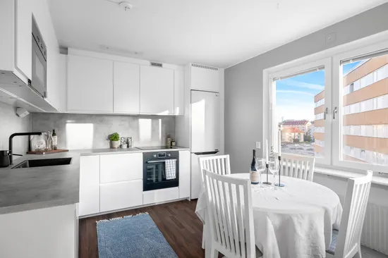 Bostadsrätt, Centrumslingan 51, Vån 4, Solna Centrum, Solna