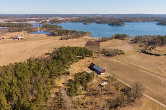 Gård/Skog,  Tikanäs Åstnäs 513, Tikanäs, Askersund