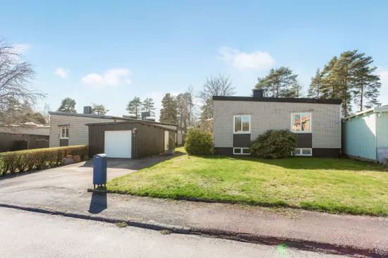 Villa, Ekvägen 18, Centrala Kil, Kil
