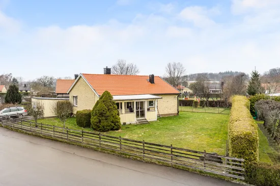 Villa, Vräknebrovägen 20, Charlottenborg, Motala