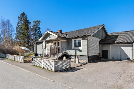 Villa, Skarsjövägen 3, Rimbo, Norrtälje