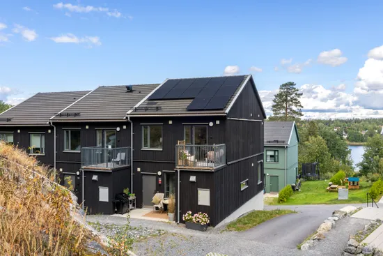Radhus, Tallsätravägen 23C, Rönninge, Salem