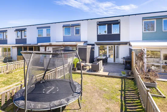 Radhus, Blåklintvägen 29, Bollstanäs, Upplands Väsby