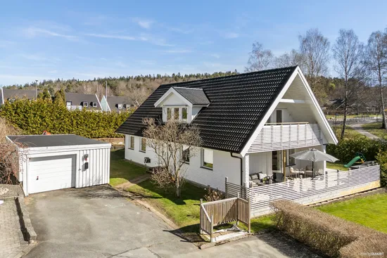 Villa, Salmeredsvägen 15, Landvetter, Härryda