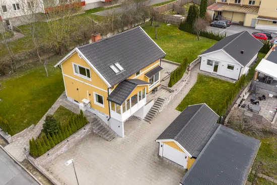 Villa, Götgatan 5, Huskvarna Söder, Jönköping