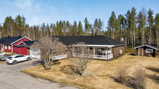 Villa, Ökbäcksvägen 18, Vindeln