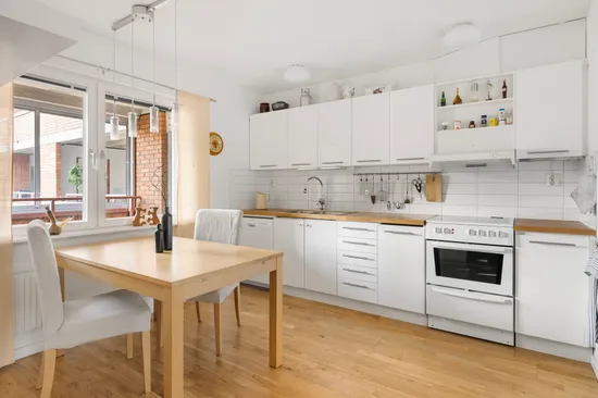 Bostadsrätt, Segelflygsgatan 23, 1tr, Skarpnäck, Stockholm
