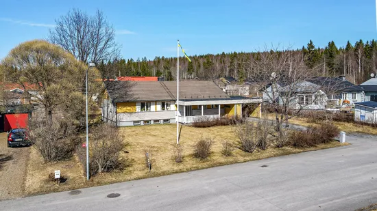 Villa, Granvägen 24, Vindeln