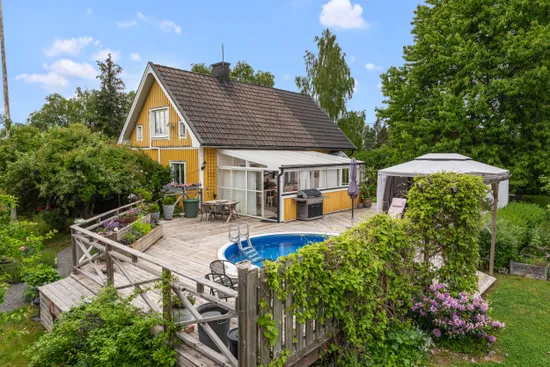 Villa, Bokvägen 1, Estuna, Norrtälje