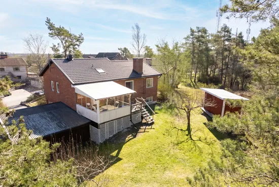 Villa, Vattentornsvägen 8, Stuvsta, Huddinge