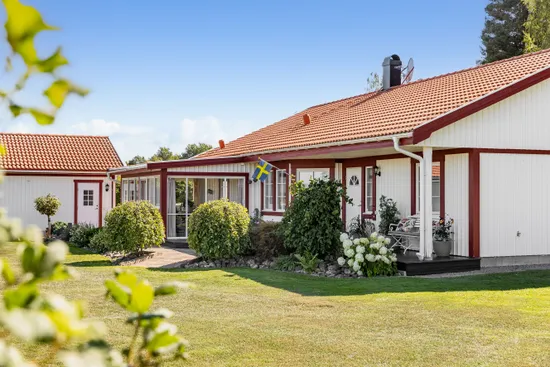 Villa, Dömestad Tallbacken 1, Landet Västerlösa, Linköping