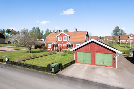 Radhus, Martinvägen 16B, Boxholm