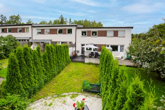 Villa, Radhus, Lövängsvägen 5, Kynäs, Huddinge