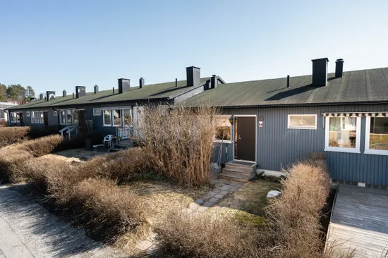 Radhus, Hemmansvägen 93, Bondsjöhöjden, Härnösand