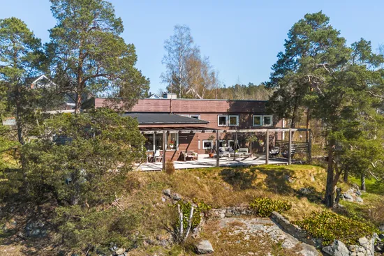 Villa, Junibacken 20, Trollbäcken / Skälsätra, Tyresö