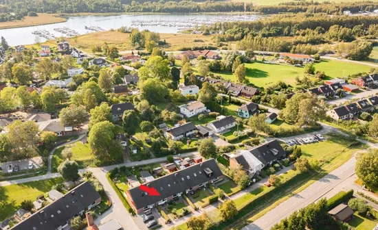 Villa, Radhus, Riddarvägen 18, Österskär, Österåker