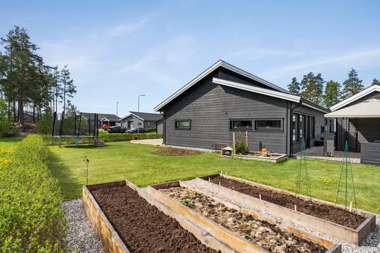 Villa, Tibble Skogsväg 25, Norrboda, Upplands-Bro