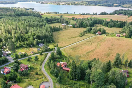 Fritidshus, Husby 323, Nora