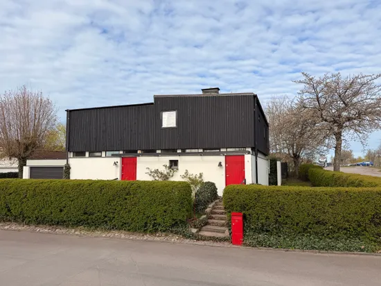 Villa, Gyllensvärdsgatan 13, Väster, Halmstad