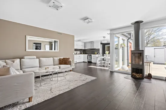 Villa, Radhus, Hoppargränd 19, Träkvista, Ekerö