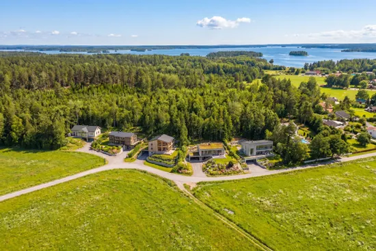 Tomt, Nybynäsvägen, Kärrbo-Nybynäs, Nybynäs, Västerås