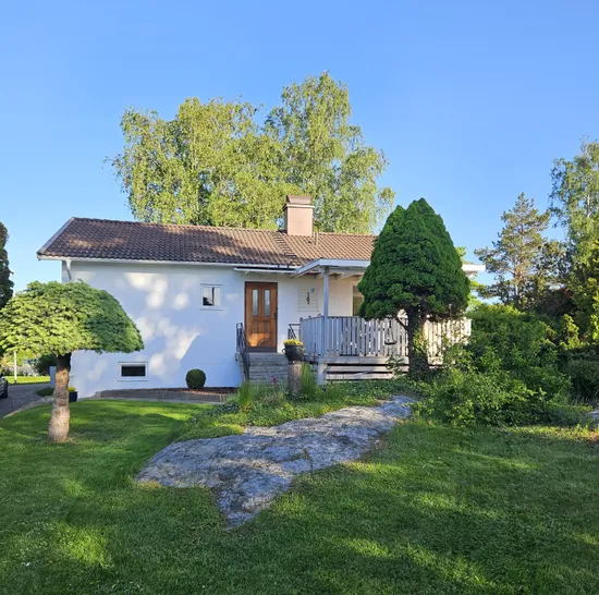 Villa, Fridshällsvägen 4, Gnesta