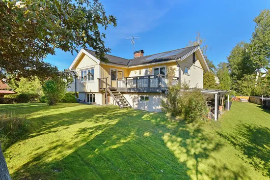 Villa, Bielkenstiernas väg 5, Stäket, Järfälla