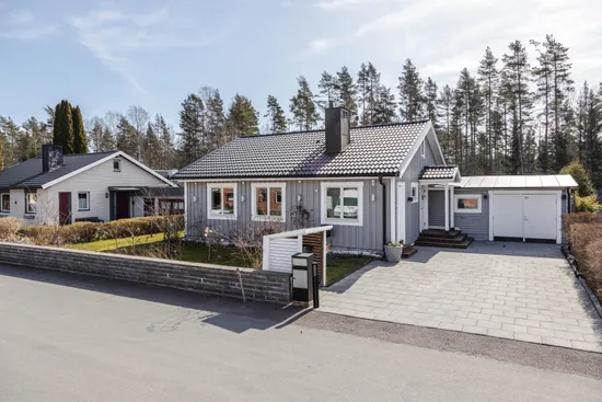 Villa, Sköldmyrvägen 21, Hökåsen, Västerås