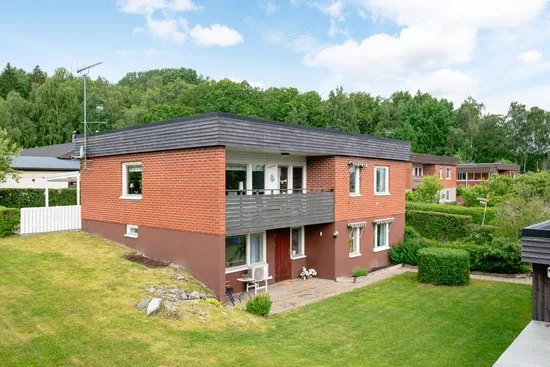 Villa, Fornminnesvägen 7, Dansut, Gnesta