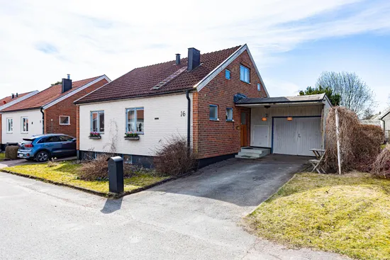Villa, Radhus, Stockvägen 16, Västerås