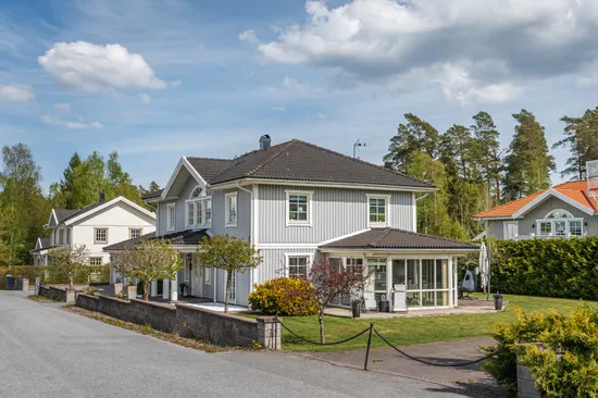 Villa, Holmfrids väg 6, Täby Kyrkby, Täby