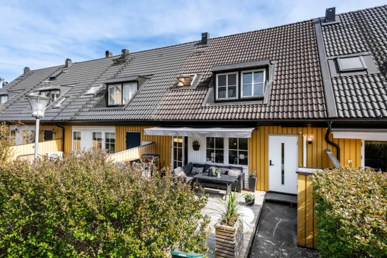 Villa, Radhus, Lövängsvägen 123, Ella Gård, Täby