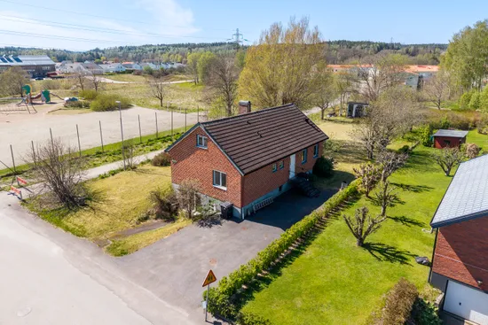 Villa, Tuppekullegatan 41, Torsered, Trollhättan