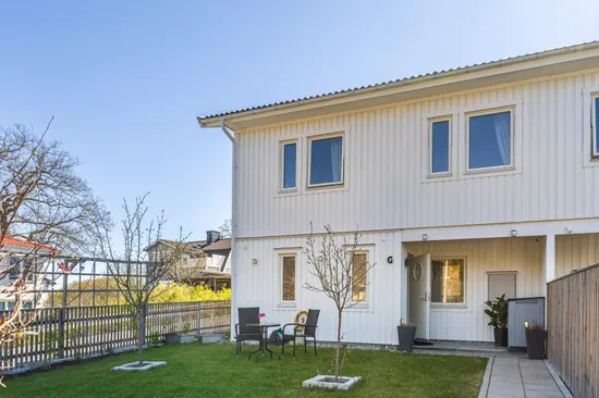 Villa, Radhus, Gamla Södertäljevägen 195G, Segeltorp, Huddinge