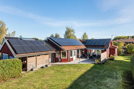 Villa, Travslingan 4, Visinge, Täby