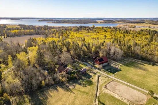 Gård/Skog, Sörsylta 22, Köping