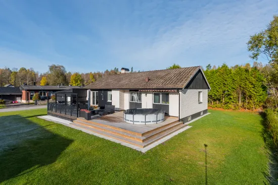 Villa, Vallmovägen 4, Hillared, Svenljunga