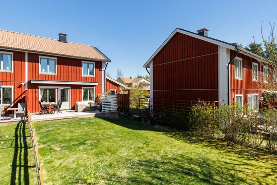 Radhus, Nyponvägen 12, Sigtuna - Pilsbo, Sigtuna