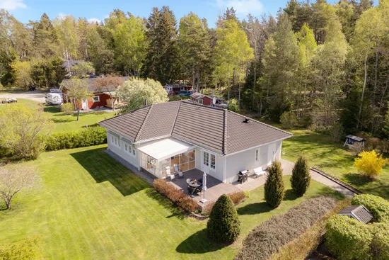 Villa, Husbyvägen 30, Bro, Upplands-Bro