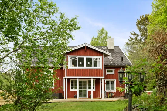 Villa, Södra Vallavägen 30, Edsbro, Norrtälje