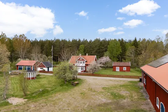 Gård/Skog, Skårebo 118, Skårebo, Nybro