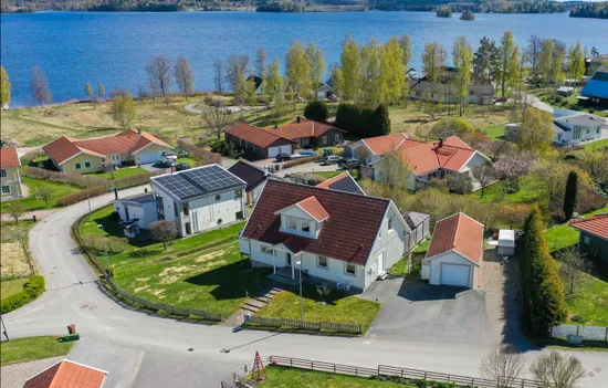 Villa, Backtorpsvägen 6, Stensnäs, Nora