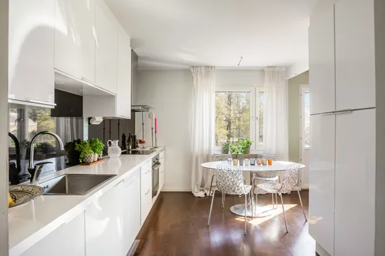 Bostadsrätt, Rondellen 13, Kallhäll, Järfälla